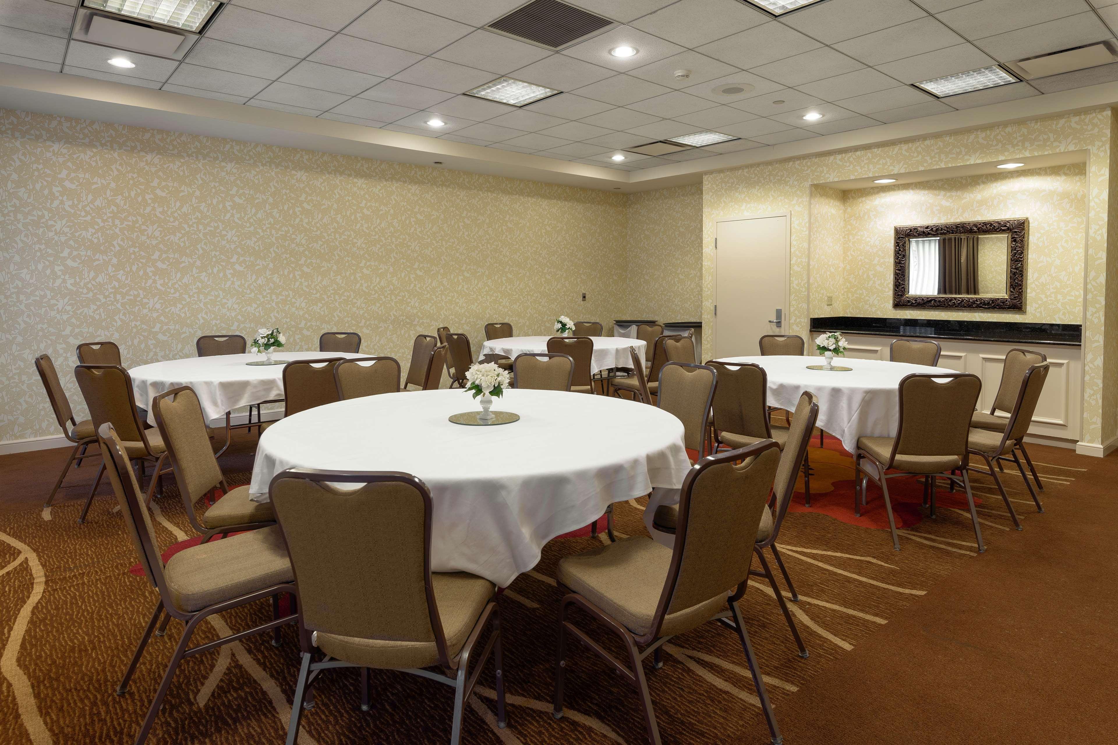 Hilton Garden Inn Cleveland/Twinsburg מראה חיצוני תמונה