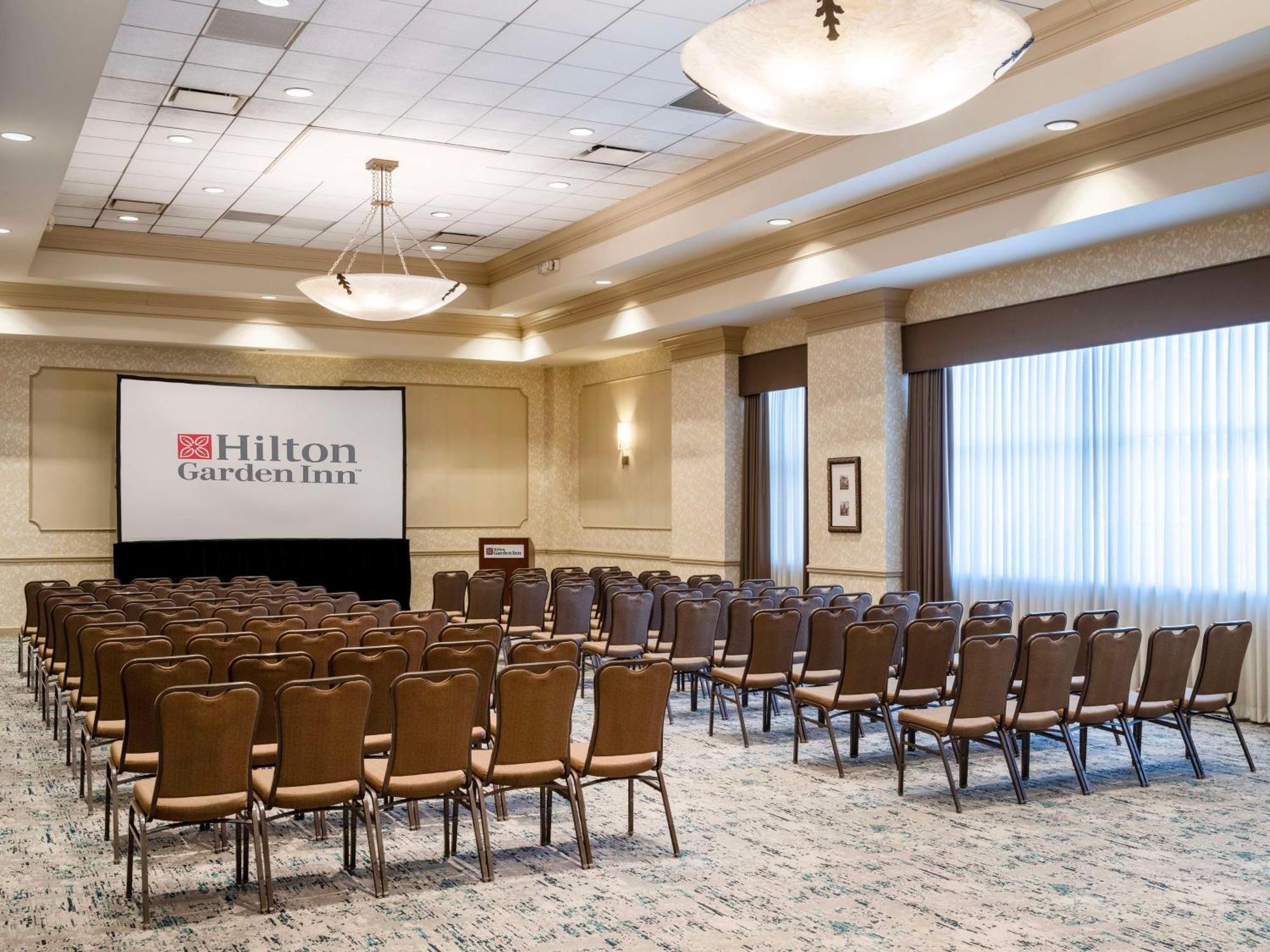 Hilton Garden Inn Cleveland/Twinsburg מראה חיצוני תמונה